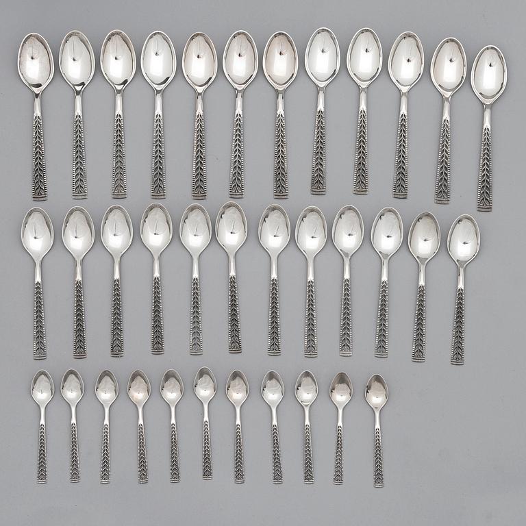BESTICKUPPSÄTTNING, 126 delar, silver, Norge.