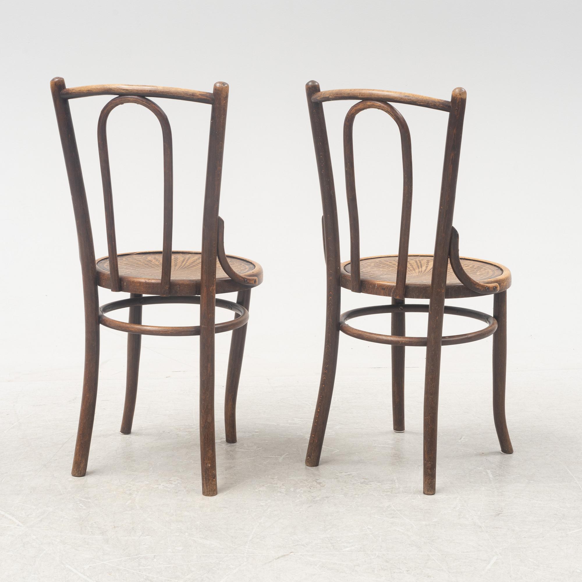 A set of 6 Café chairs, Mundus, Poland, early 20th Century.