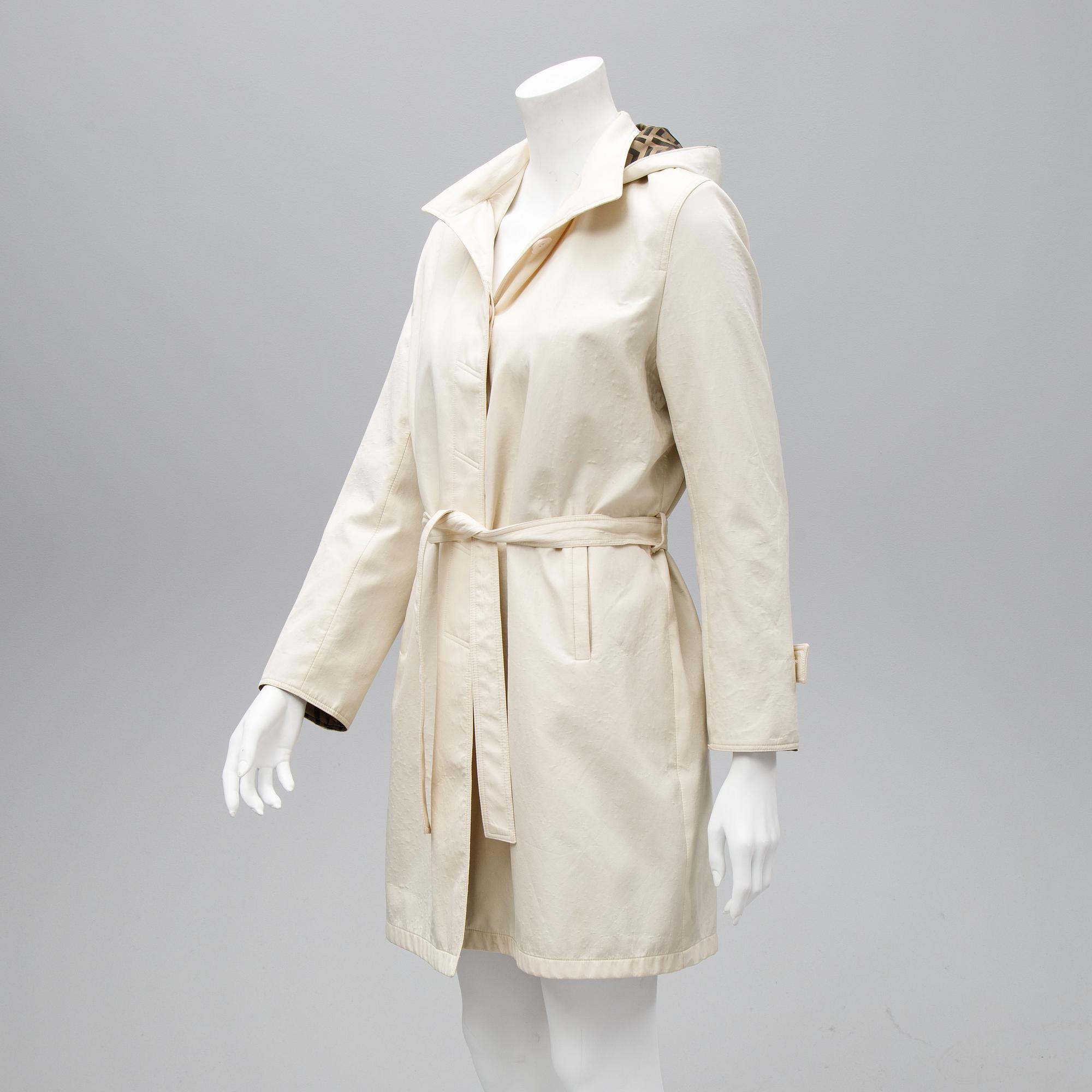 Fendi, trenchoat, size M.