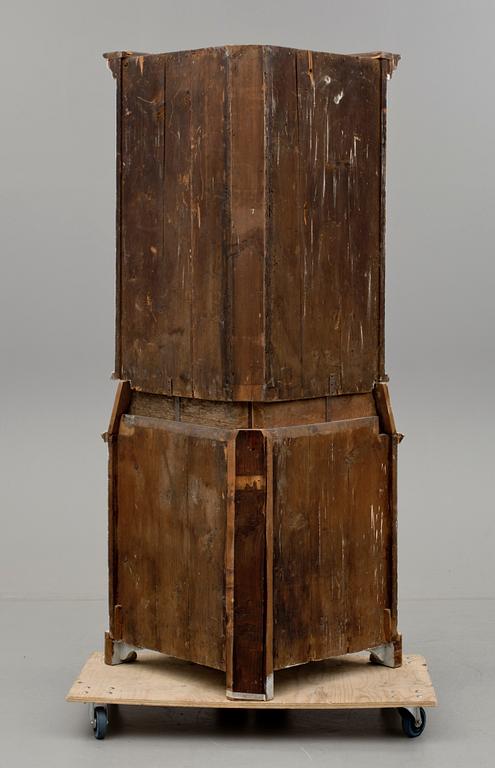 HÖRNSKÅP, 1800-tal.