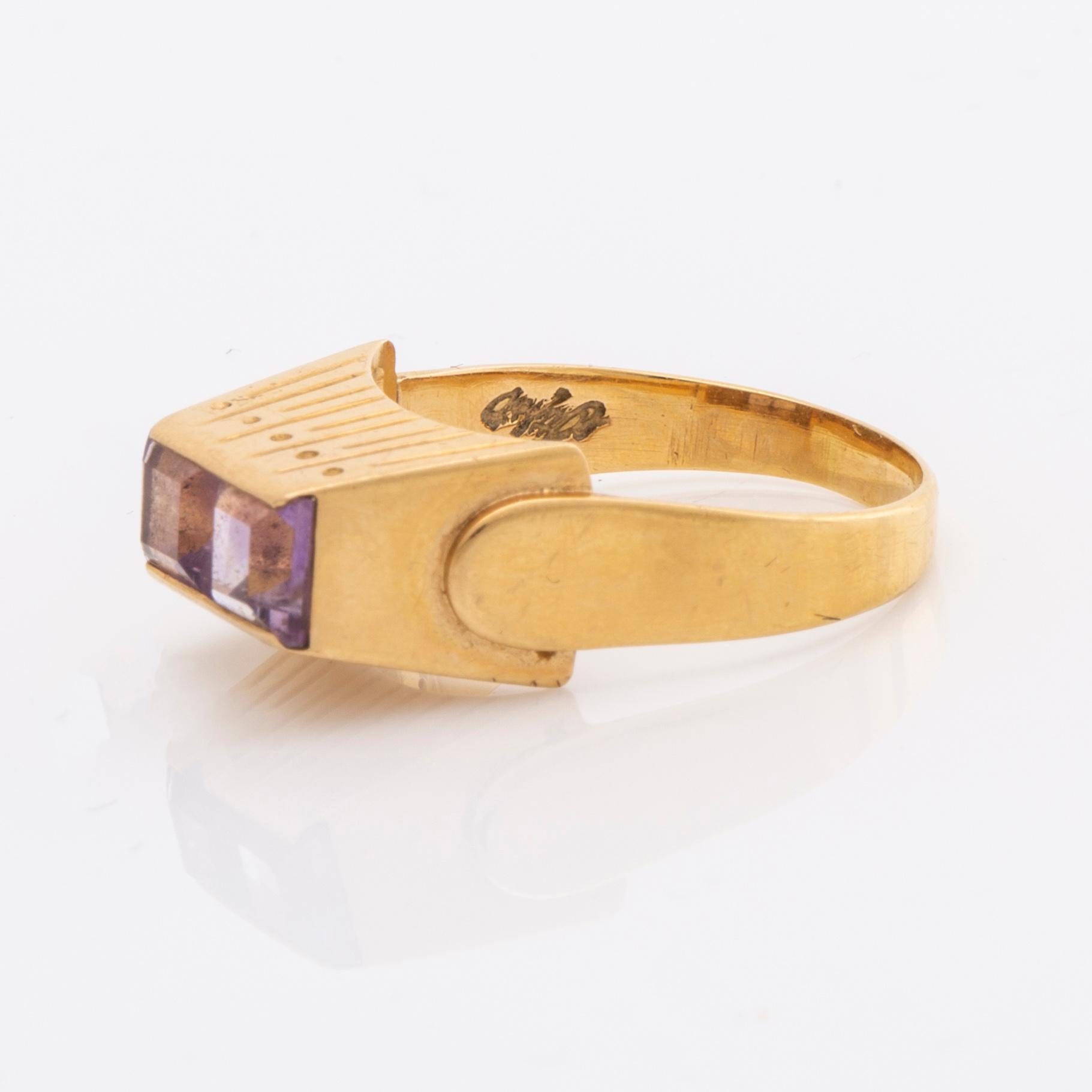 2 RINGS 18K gold, amethystes and bloodstone.