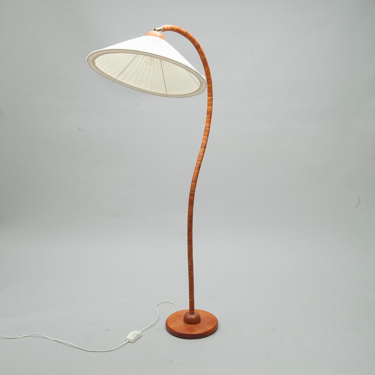 GOLVLAMPA, Markslöjd, 1900-talets senare hälft.