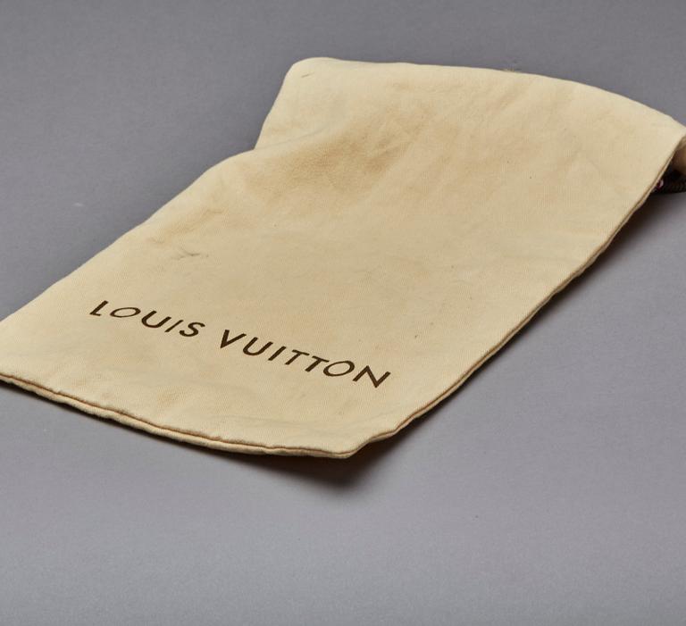 SKOR, Louis Vuitton.