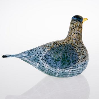 A glass bird, signed Oiva Toikka, Nuutajärvi Notsjö, 1537/2000.