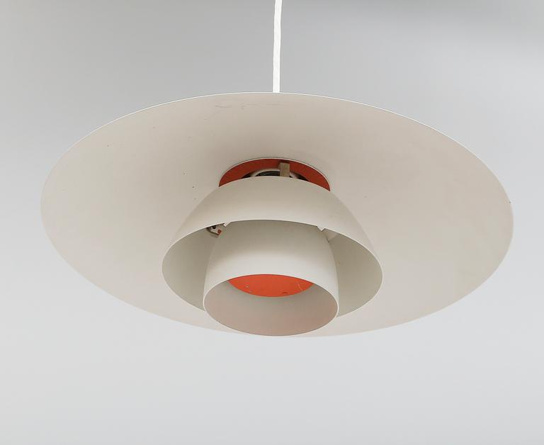 TAKLAMPA, PH-lampa, Paul Henningsen, Louis Poulsen, 1900-talets andra hälft.