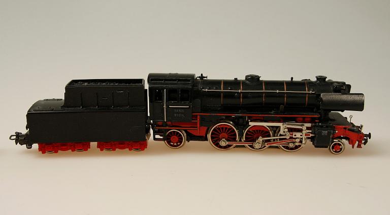 ÅNGLOK, 2 st, samt ELLOK, Märklin, 3032, 3005.2/Da800 samt 3021, H0.