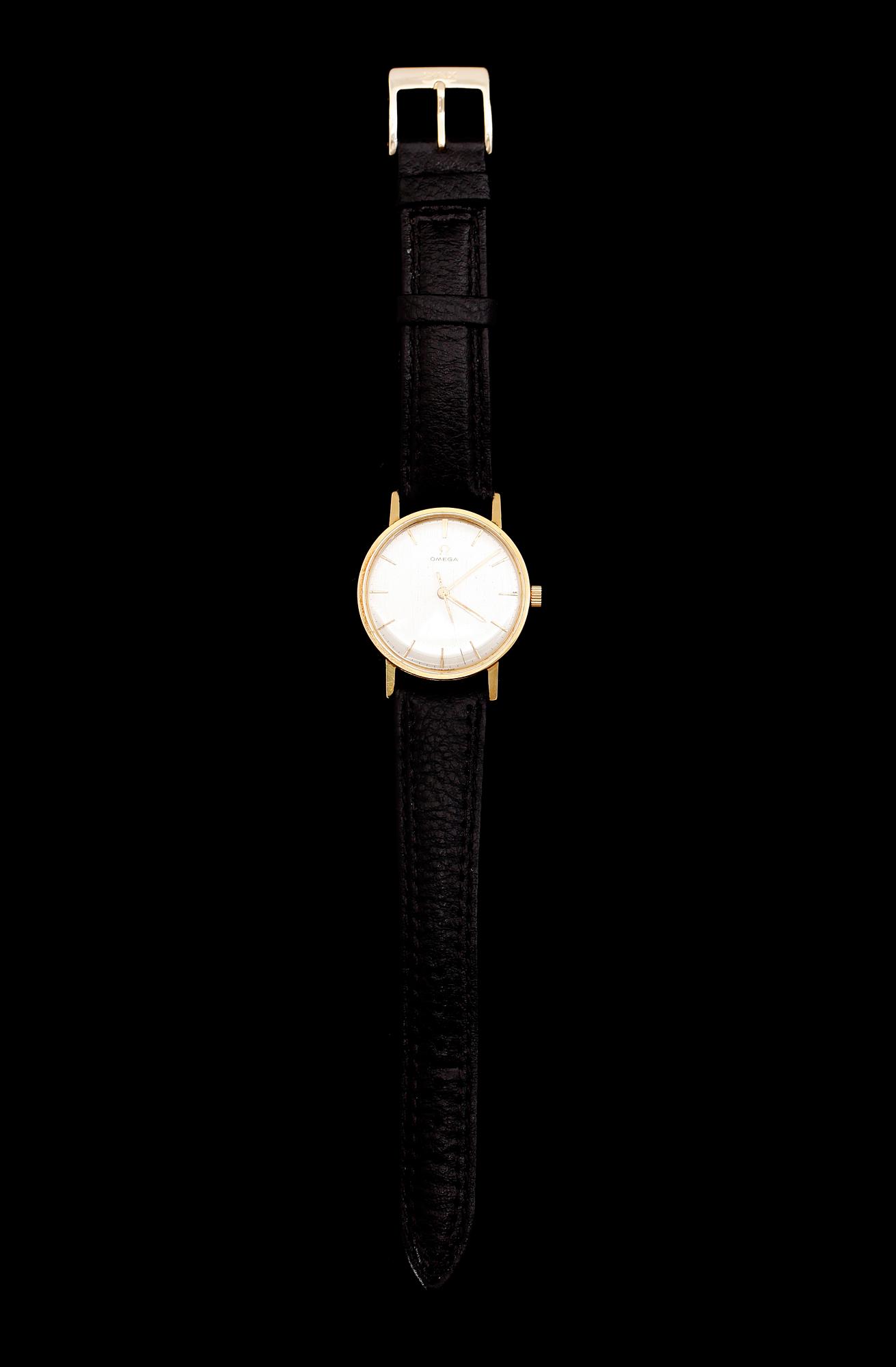 ARMBANDSUR, 18 k guld, Omega.
