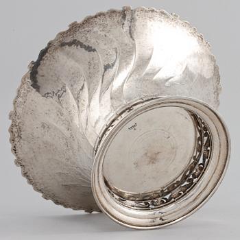 SKÅL, silver, Karl Andersson, Stockholm, 1928. Vikt ca 675 gram.