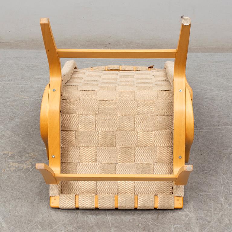 BRUNO MATHSSON, fåtölj, "Eva hög", Dux, omkring år 2000.