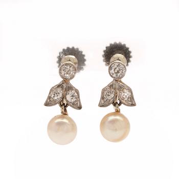 Earrings, 18k, diamonds, pearls.