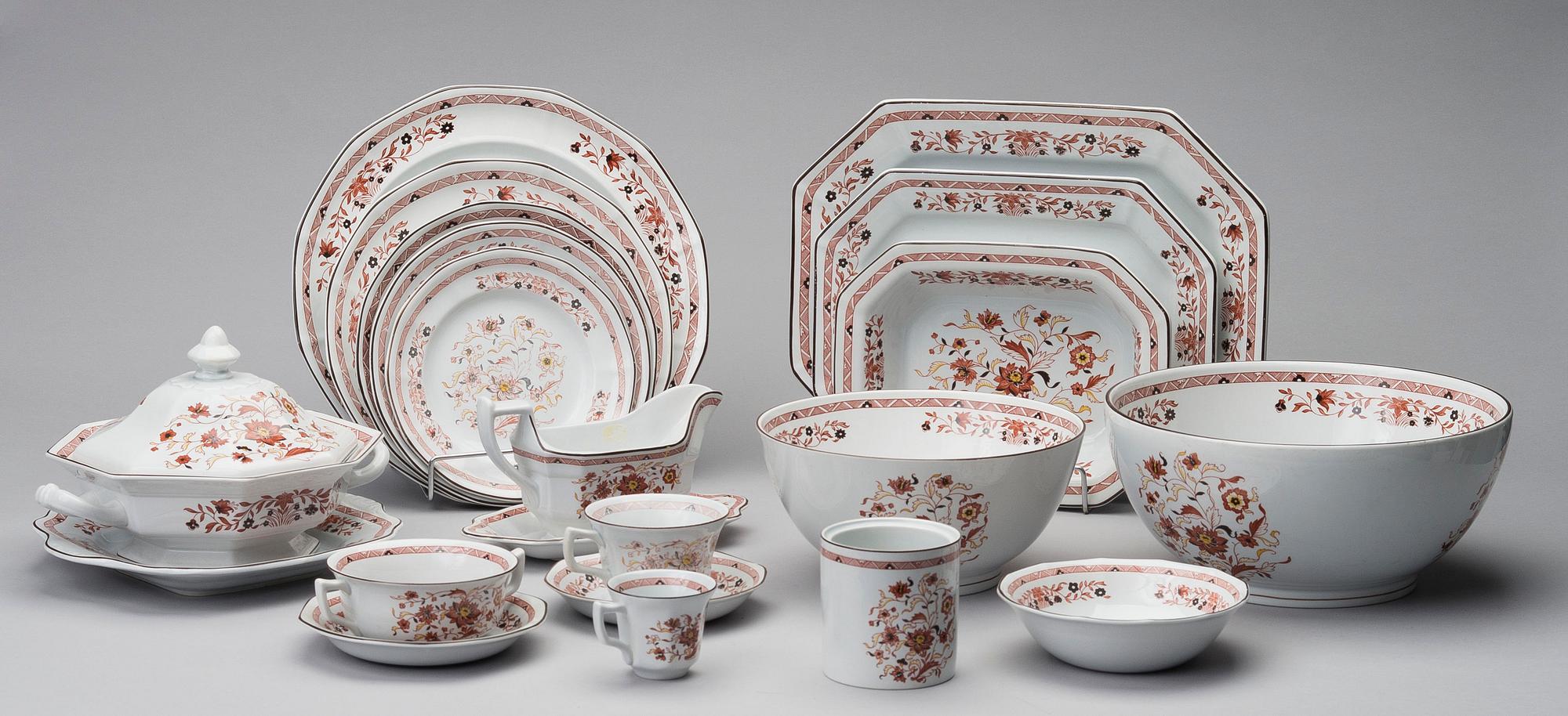SERVIS, 94 delar, "Kashmar", Wedgwood of Etruria & Barlaston, England 1900-talets mitt.