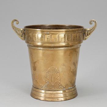 VINKYLARE, mässing, empirestil, 1800-talets andra hälft.