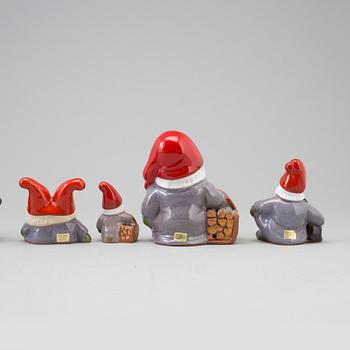 ROLF BERG, 8 st tomtefiguriner, lergods.