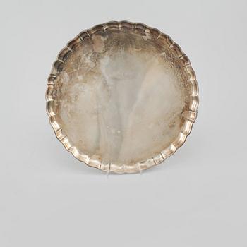 FAT, silver, C G Hallberg, Stockholm, 1947, vikt 1004 gram.