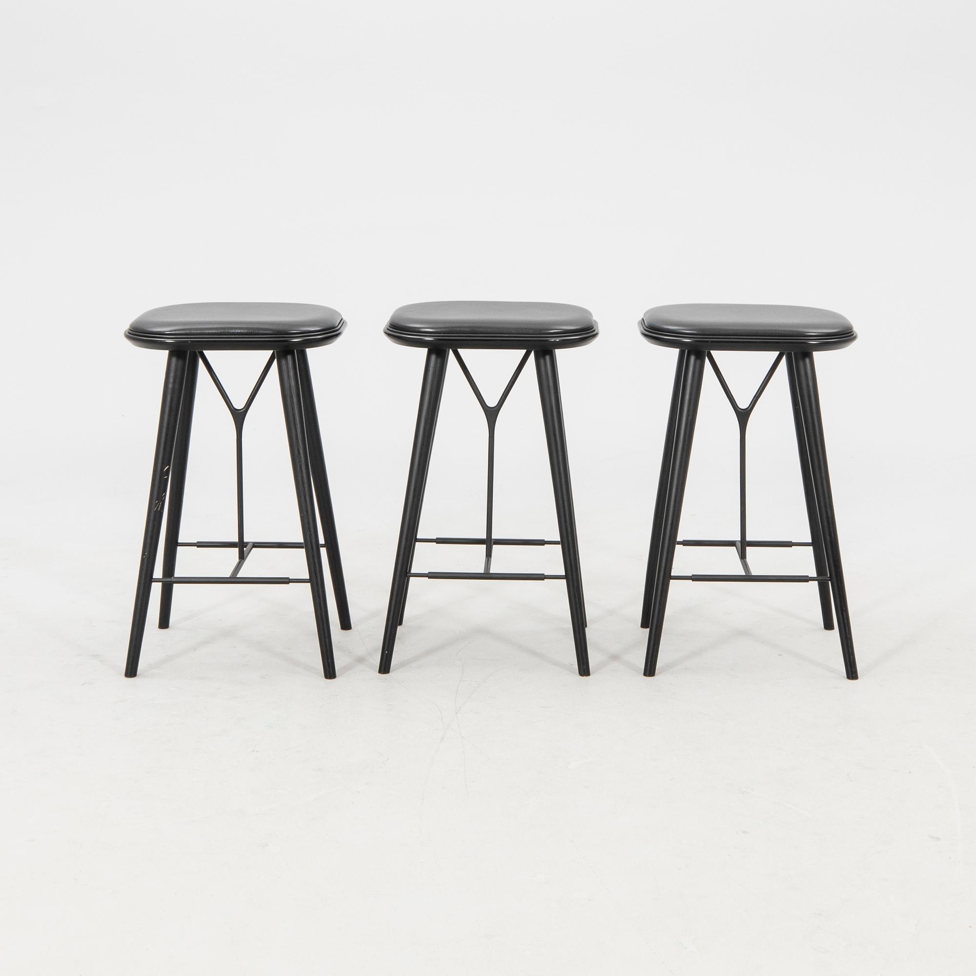 Space bar stools, 6 pcs "Spine" Fredericia 2019 Denmark.