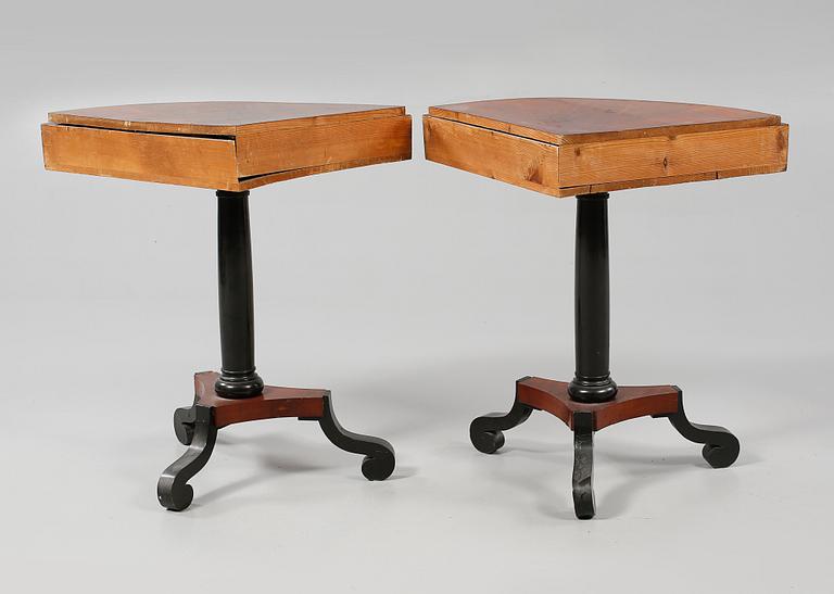HÖRNBORD, ett par, omkring år 1900.