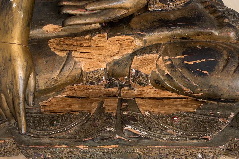 BUDDHA, trä. Thailand, 1900-talets början sannolikt.