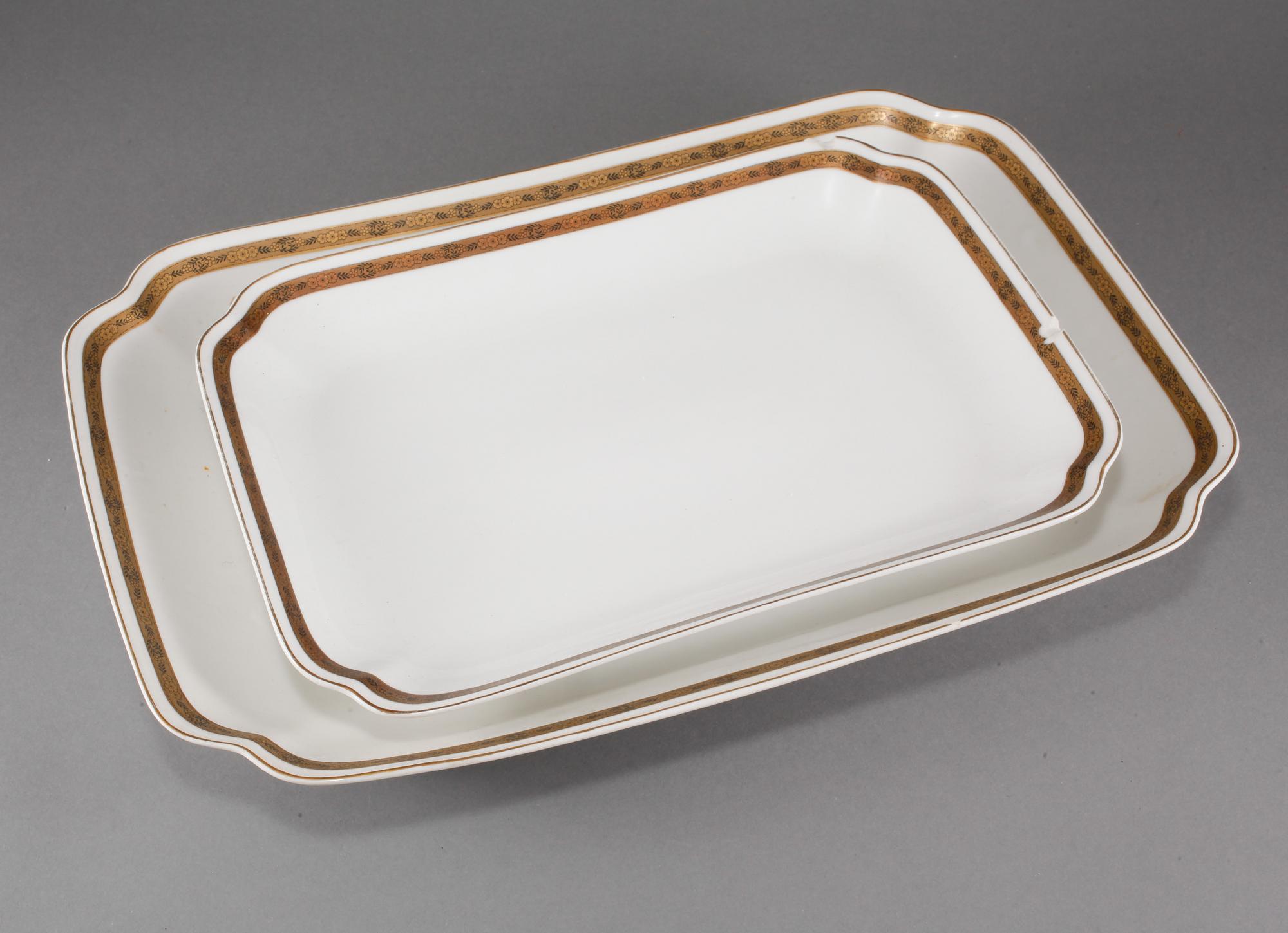 SERVIS, 73 delar, porslin, C. M. Hutschenreuther, Tyskland, 1900-talets första hälft.