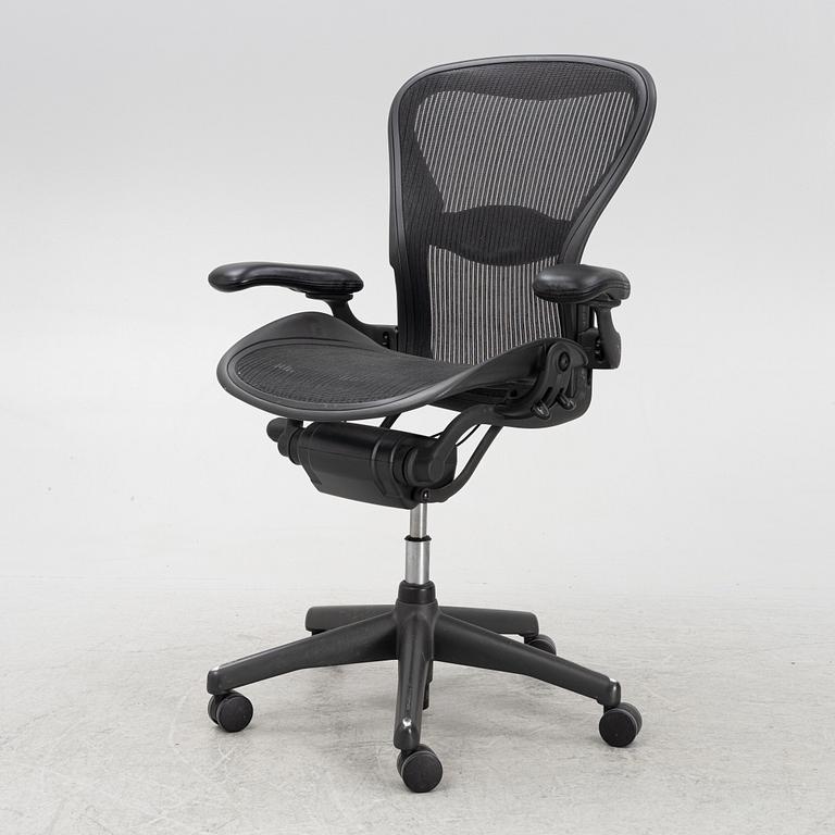 Don Chadwick/Bill Stump, skrivbordsstol, "Aeron", Herman Miller.