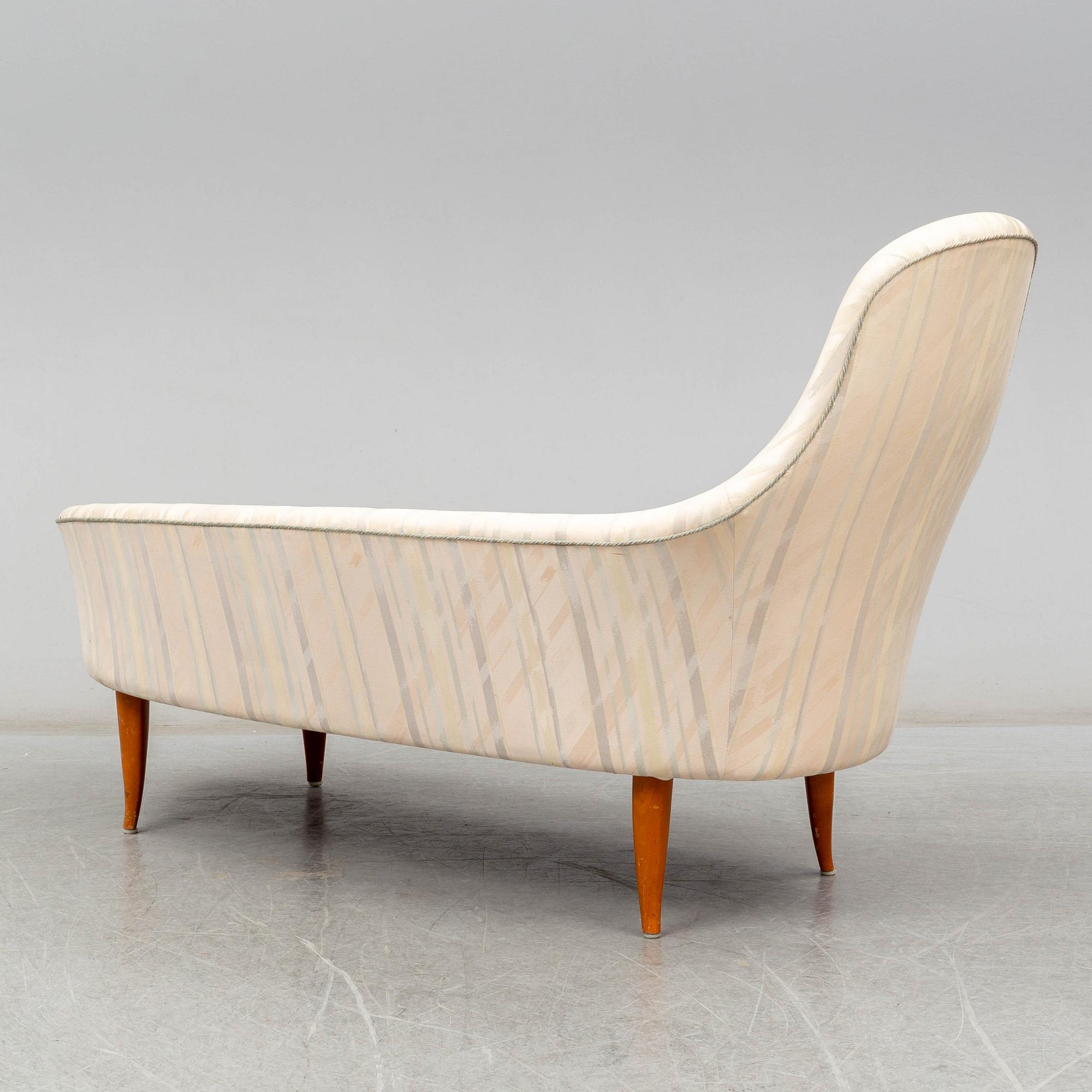KERSTIN HÖRLIN-HOLMQUIST, kanapé, "Lustgården" ur serien "Paradiset" för Nordiska Kompaniets Triva-serie, formgiven 1958.