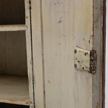 Pine cupboard, folk art, early 19th century.