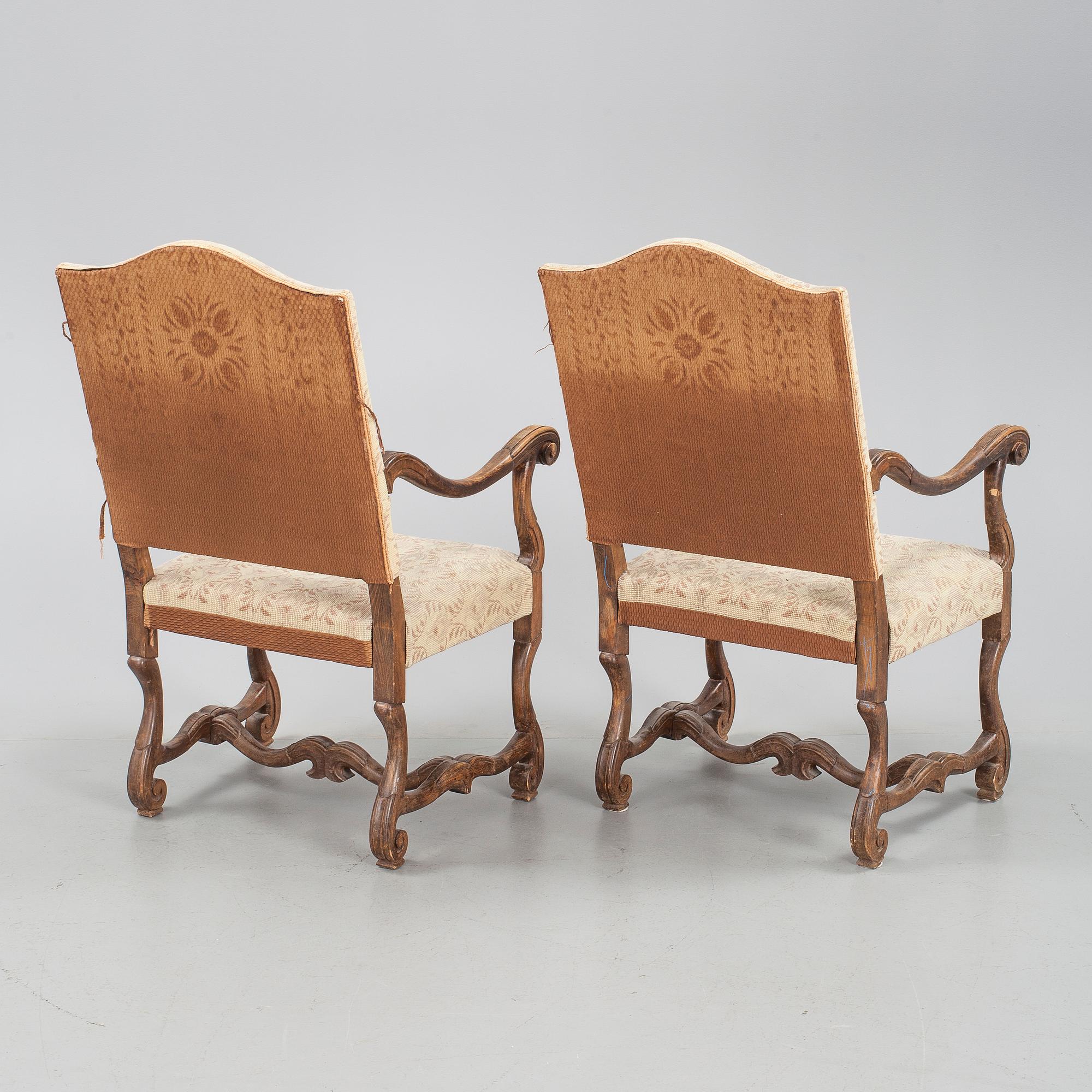 KARMSTOLAR, ett par, barockstil, 1900-talets första hälft.