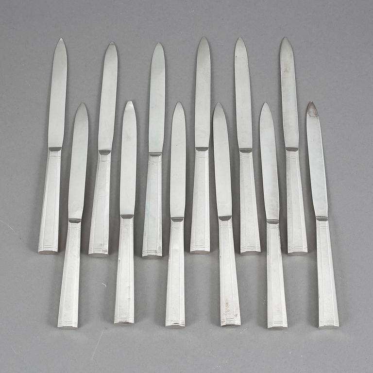 FRUKTKNIVAR, 12 st, silver, Hans Stephan Liljeblad, Nyköping 1829-1831. Tot ca 216 gram.