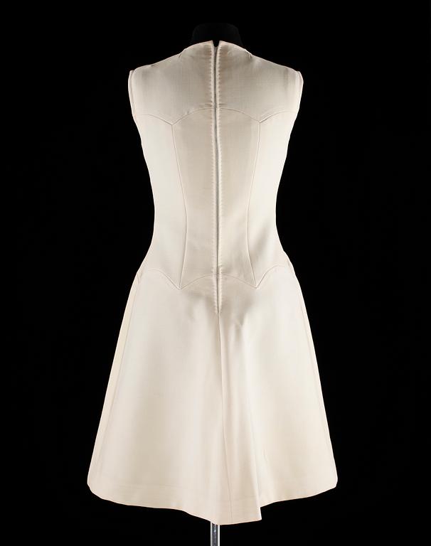 A 1960s dress from Märthaskolan.