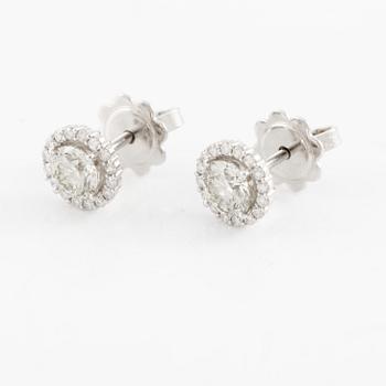 Earrings 18K white gold with yellow brilliant-cut diamonds total weight approx. 0.80 ct.