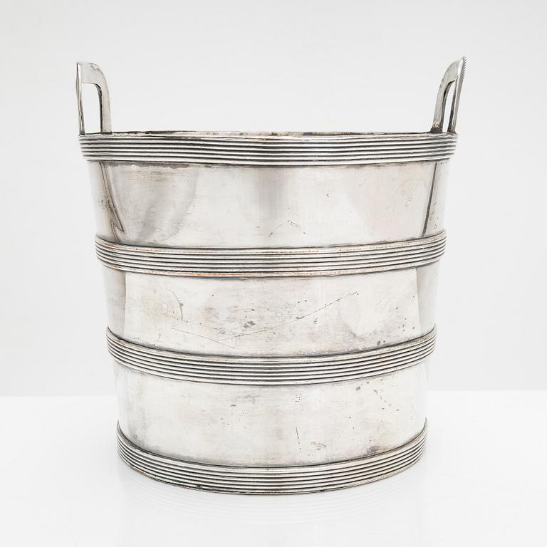 Vinkylare, försilvrad, England, 1800-talets första hälft.