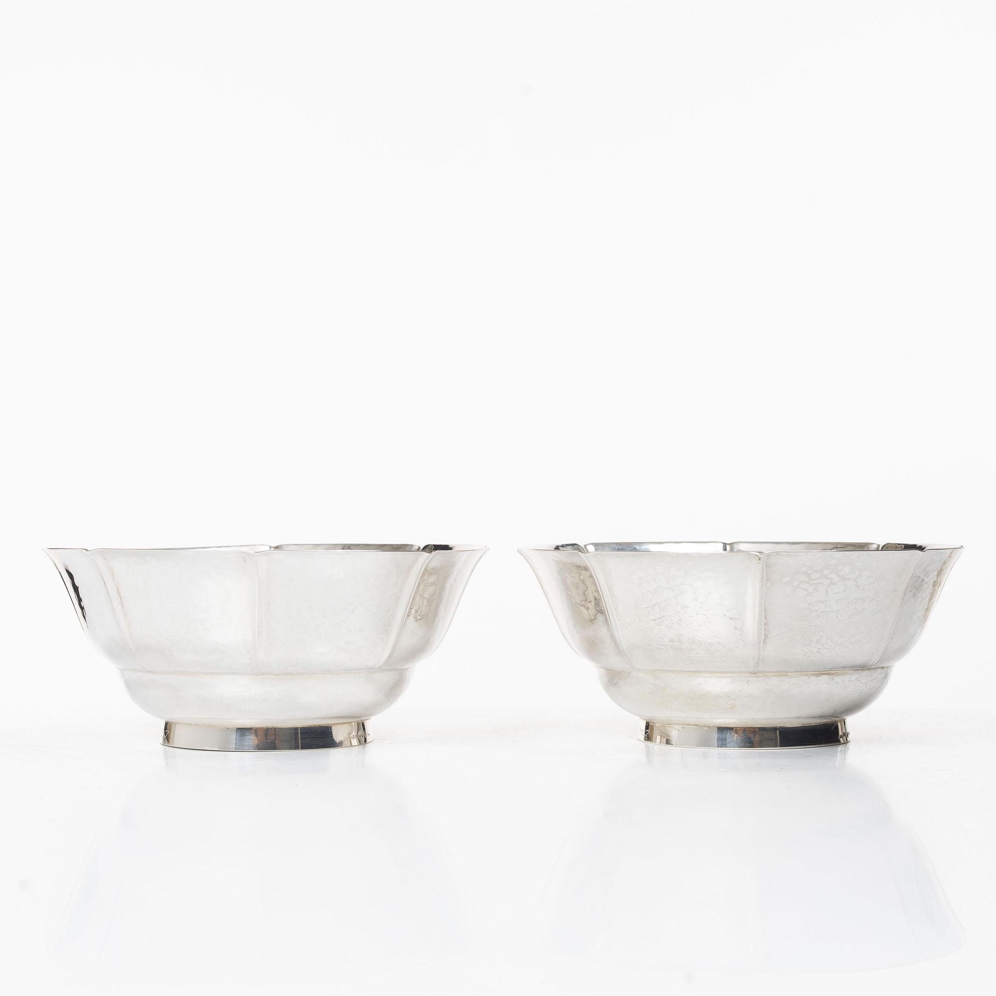 Guldsmedsaktiebolaget (GAB), Bowls, a pair, silver, Stockholm, 1920s.