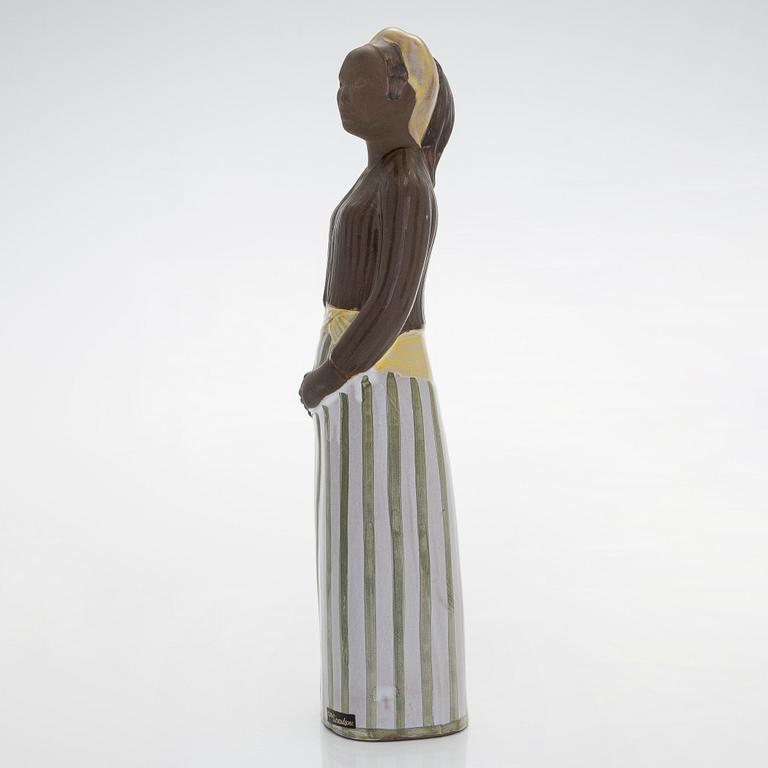 Mari Simmulson, figurine, signed MS.