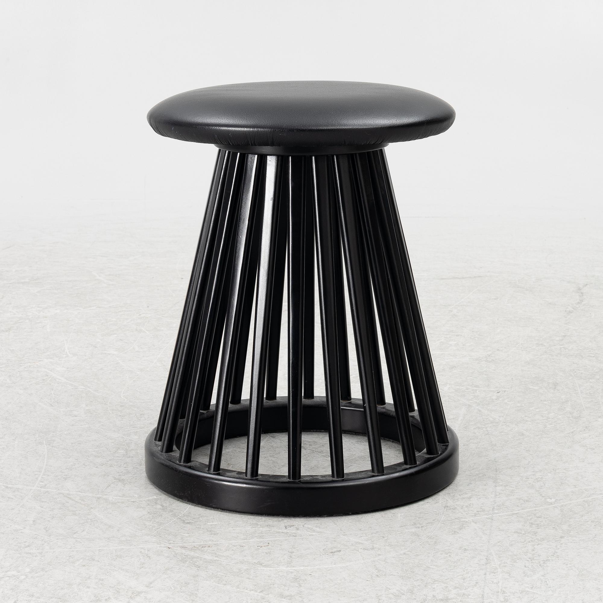 Tom Dixon, a contemporay 'Fan' stool.