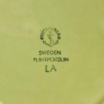 Stig Lindberg, service pieces, 17 pcs, stoneware, "LA", Gustavsberg, as well as baking dishes, 2 pcs, "Weekend", Gustavsberg, 1950s.