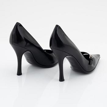 Sergio Rossi, a pair of black leather pumps, size 36.