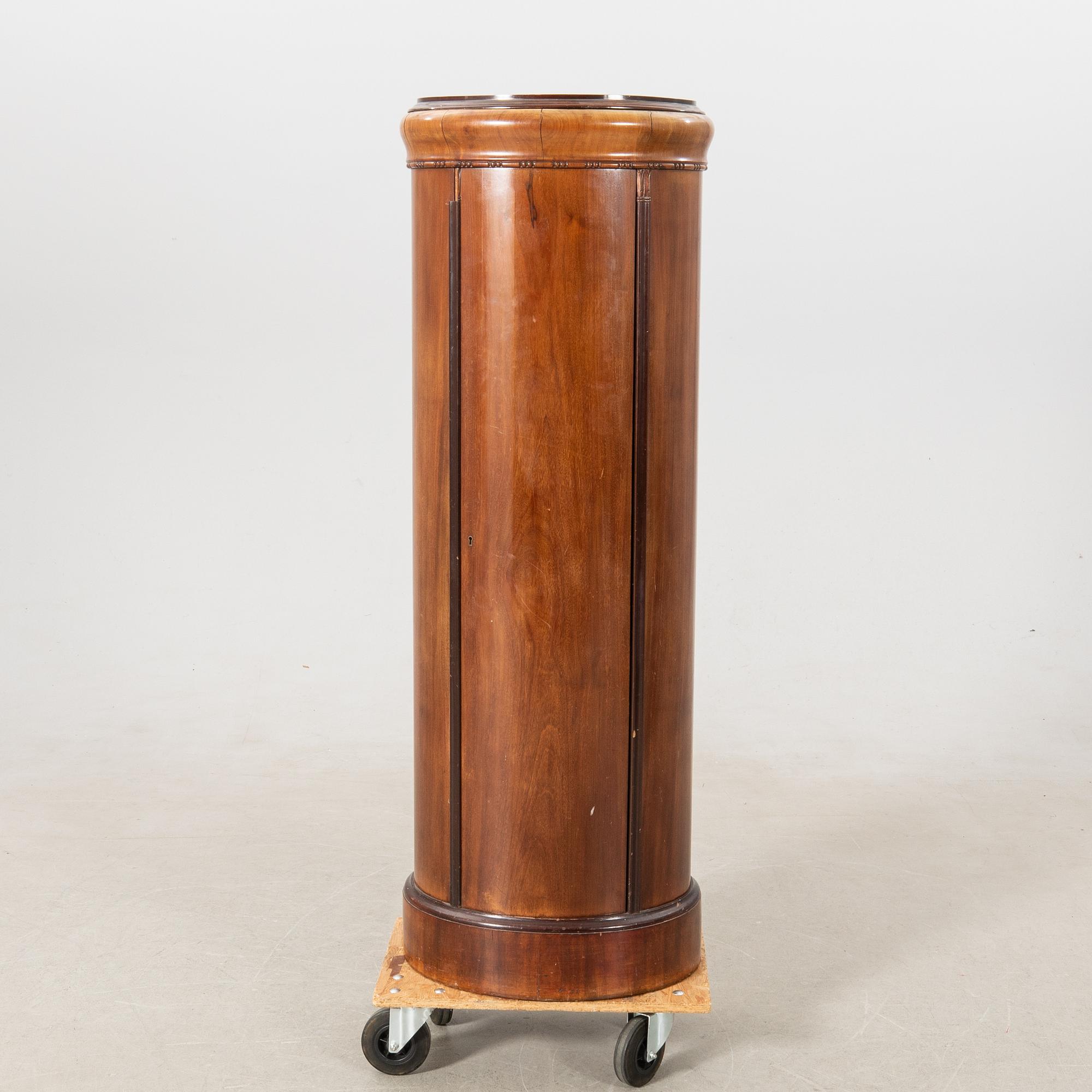 Column cabinet 19th century.