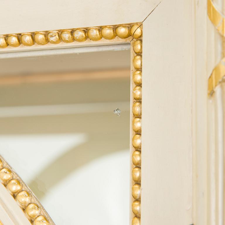 A late Gustavian style cabinet/display cabinet, early 20th century.