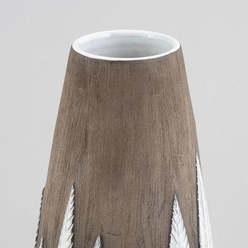 Anna-Lisa Thomson, a large 'Paprika' vase, Upsala-Ekeby.