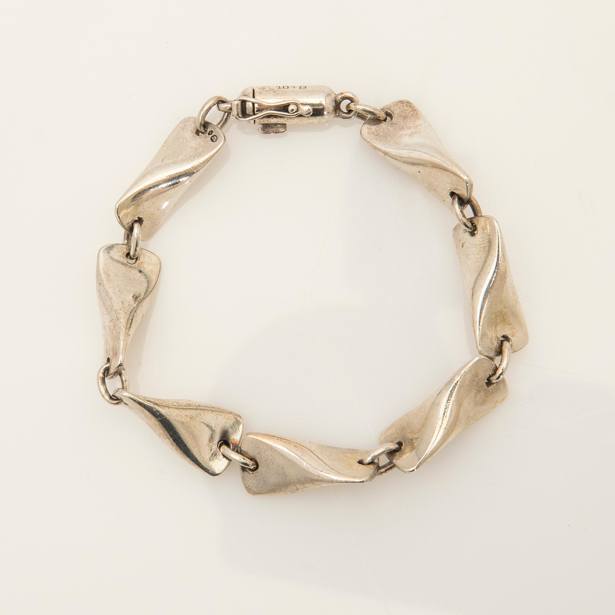 Georg Jensen, Bracelet, sterling silver, model 104B, Denmark.