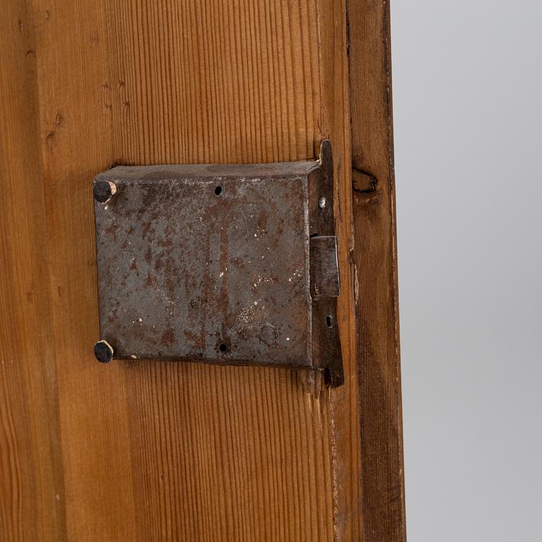 An 18(19th century pinewood  writing cabinet.