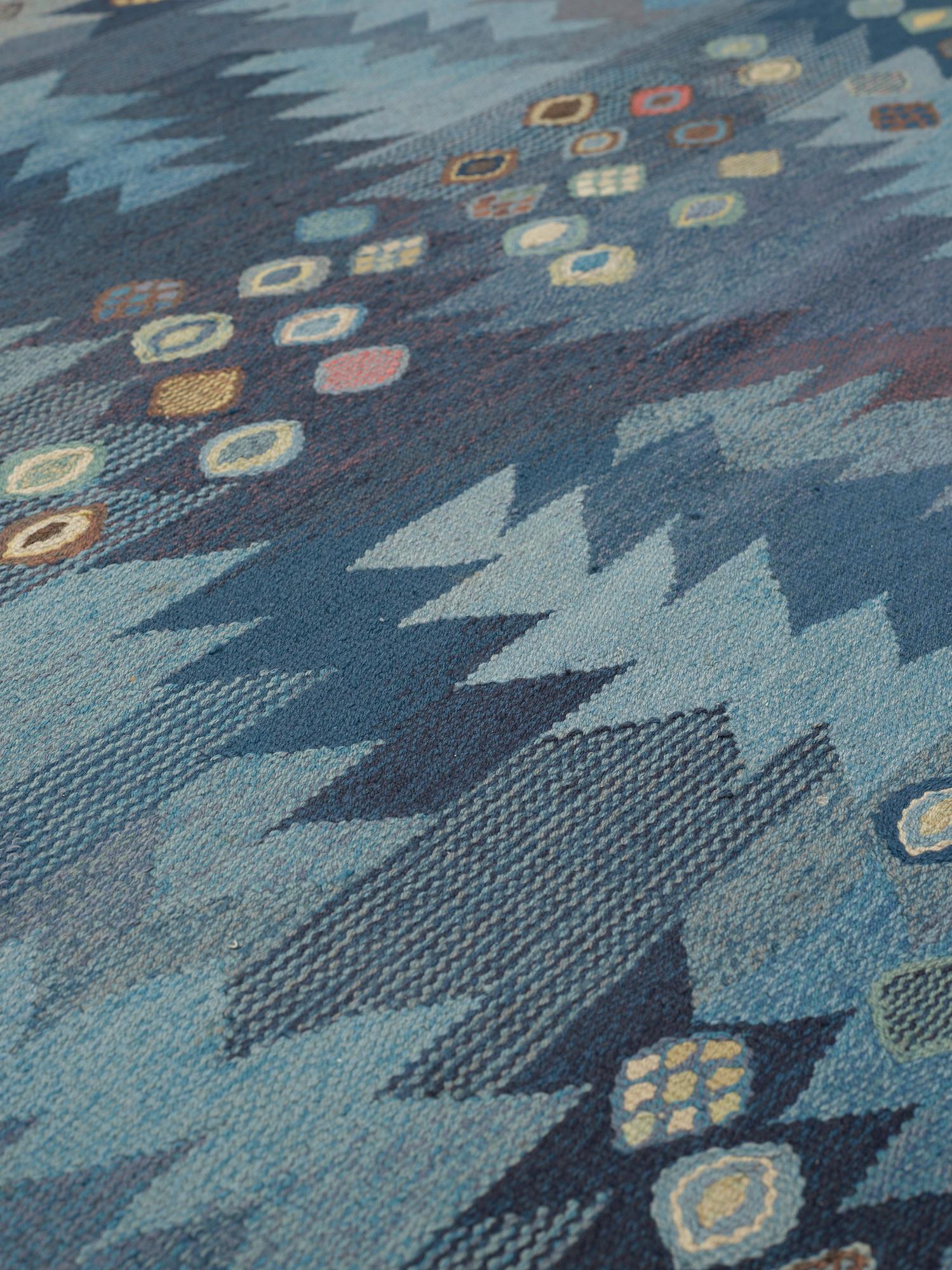 Barbro Nilsson, A CARPET, "Tånga blå, variant", flat weave, ca 259 x 206,5 cm, signed AB MMF BN.