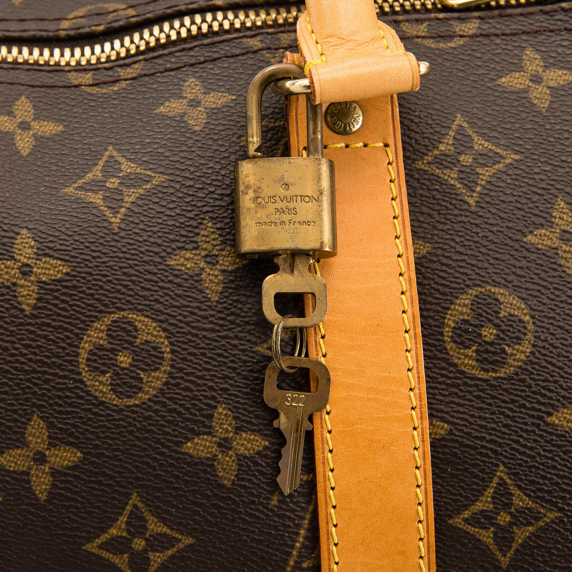 Louis Vuitton, A Monogram canvas 'Keepall 55 bandoulière' Bag.