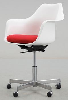 KONSTORSSTOL, Eero Saarinen, Knoll International, USA, 1900-talets andra hälft.