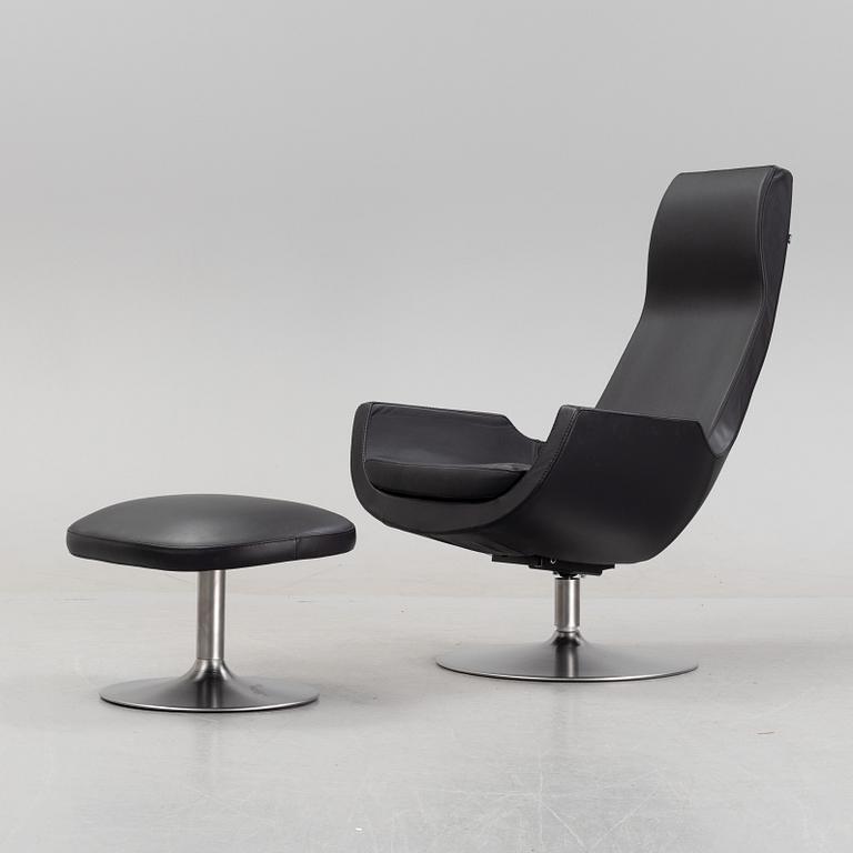A 'Clipper' lounge chair with stool by Carl-Henrik Spak for Ire.