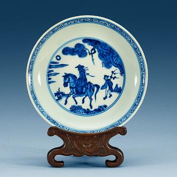 1682. A blue and white dish, Ming dynasty, with Xuande six character mark.