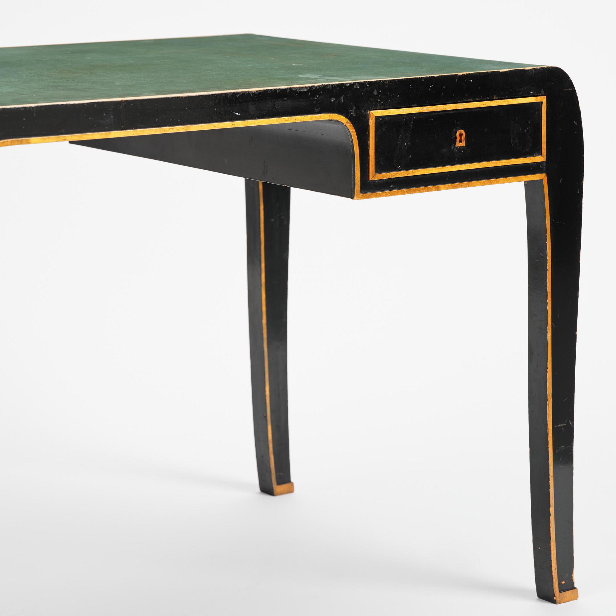 Carl Hörvik, a Swedish Grace desk, Nordiska Kompaniet, for Les Arts Décoratifs Suédois, Paris, 1928.
