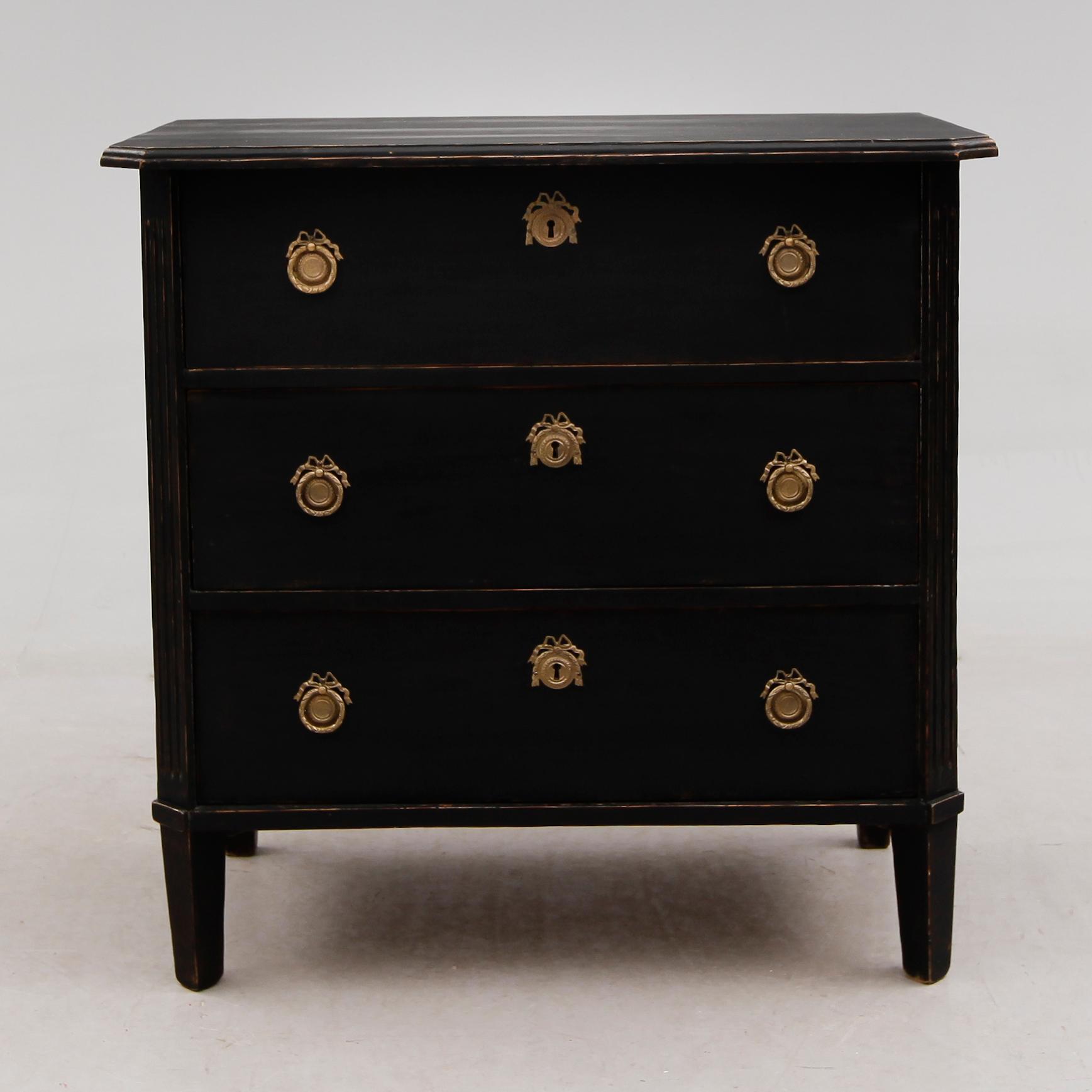 BYRÅ, gustaviansk stil, 1900-talets början.