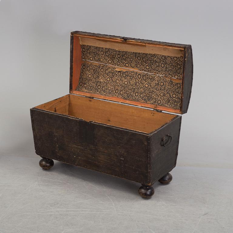 A CHEST, early 19th century.