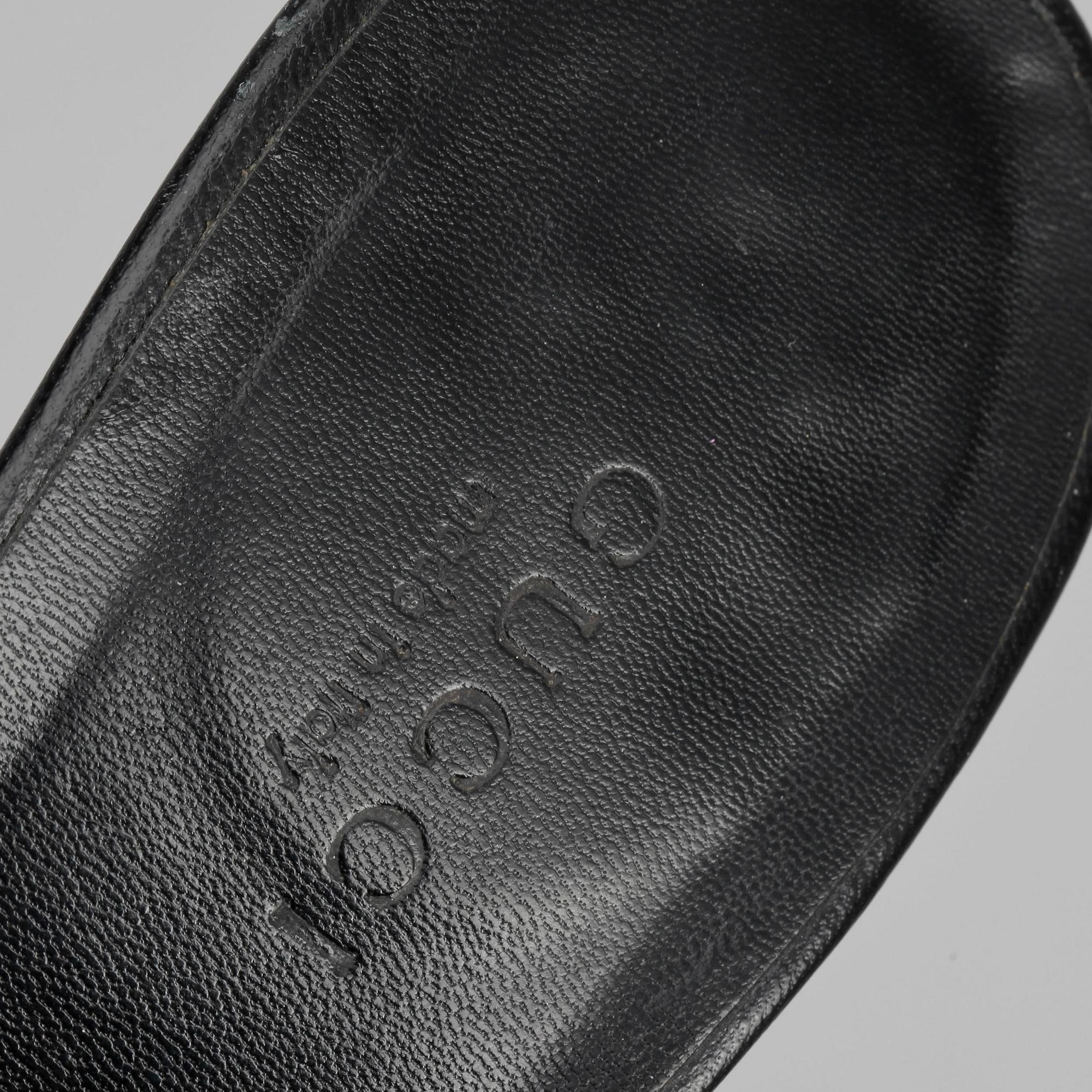 VÄSKA samt SKOR, 3 delar, Gucci.