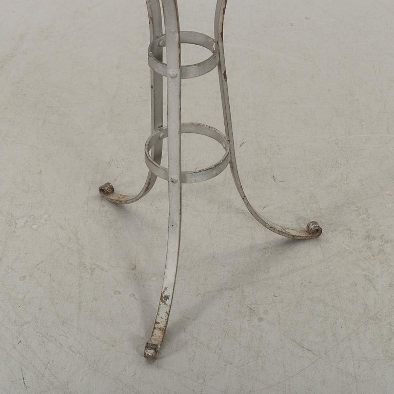 TRÄDGÅRDSBORD, sekleskiftet 1900 / 1900-talets början.